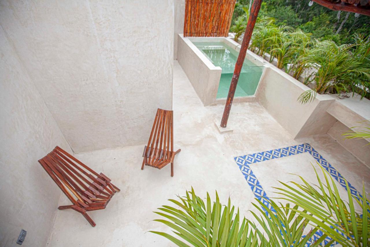Calma Jungle Villas *